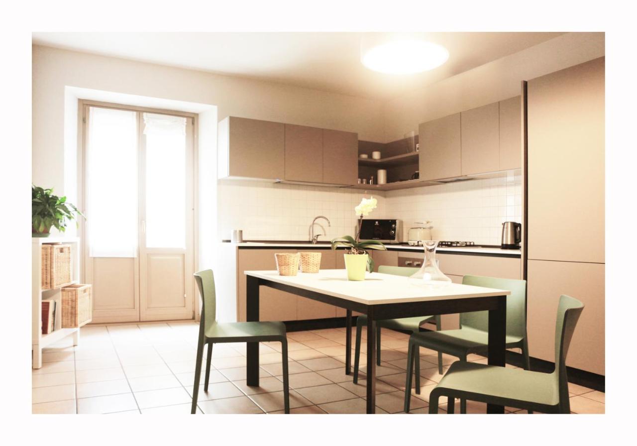 Due Dei Mille. Incantevole Casa In Centro Ad Alba Esterno foto